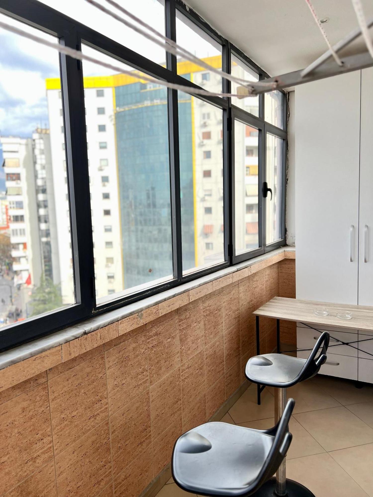 Boulevard Views - Spacious Tirana Apartment Eksteriør billede